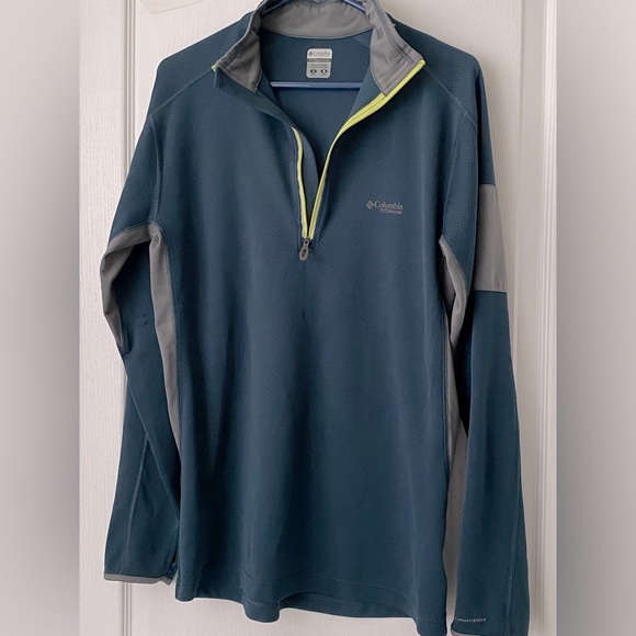 Columbia Titanium. Three-quarter zip up jacket. Men’s size large. - Picture 2 of 12